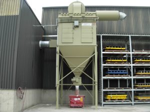 cartridge dust collector